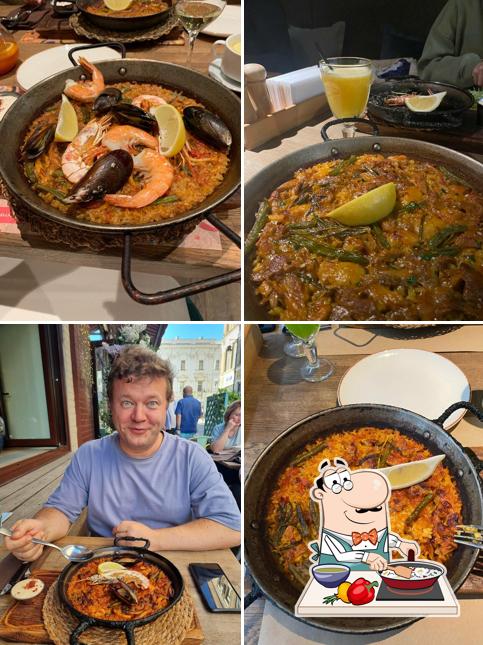 Паэлья в "PaPaella"