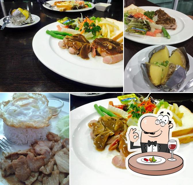 Kamploy BY PLOY STEAK