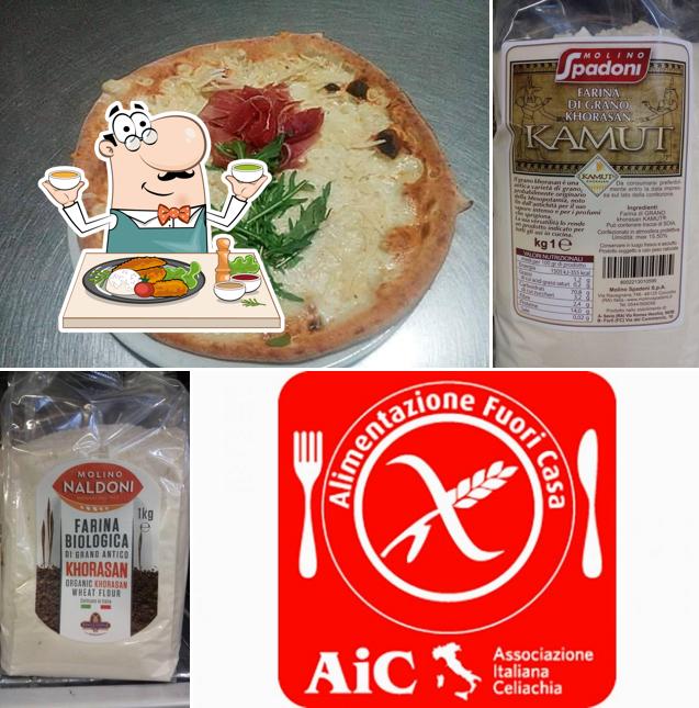 Mangiapizza di Romboli Juri & C. S.N.C.Pizzeria da asporto...forno a legna...