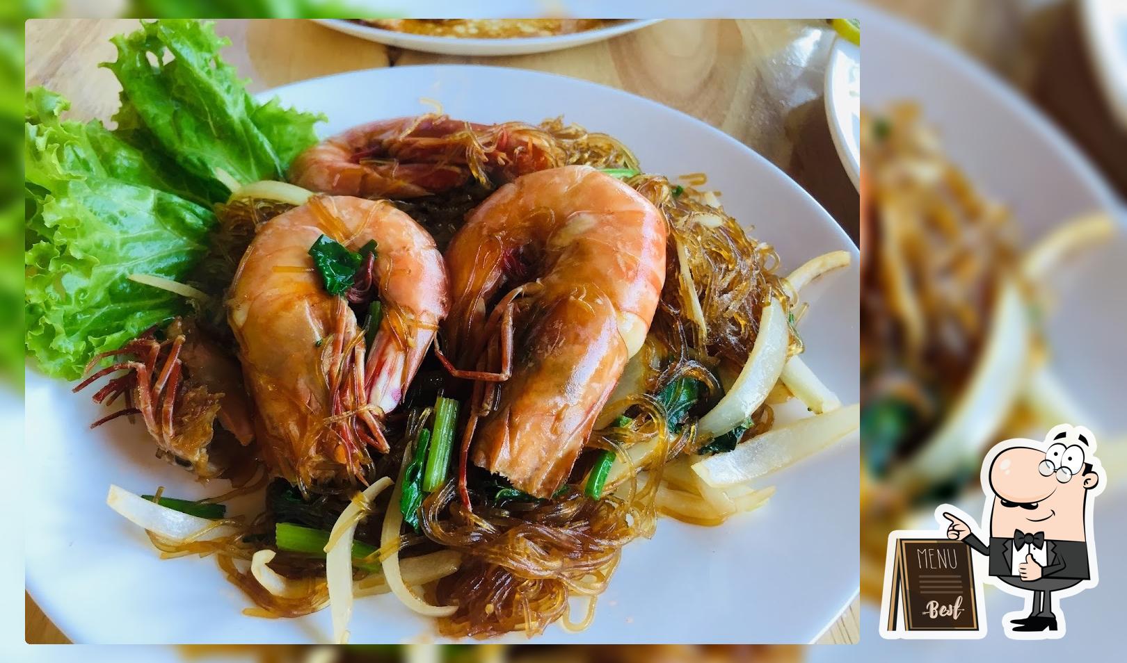 พอเพียง cafe‘ & seafoods