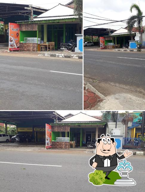 KEDAI AZIZA
