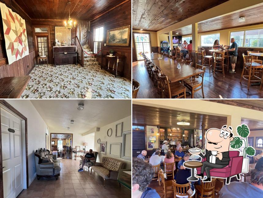 The La Coste City Hotel