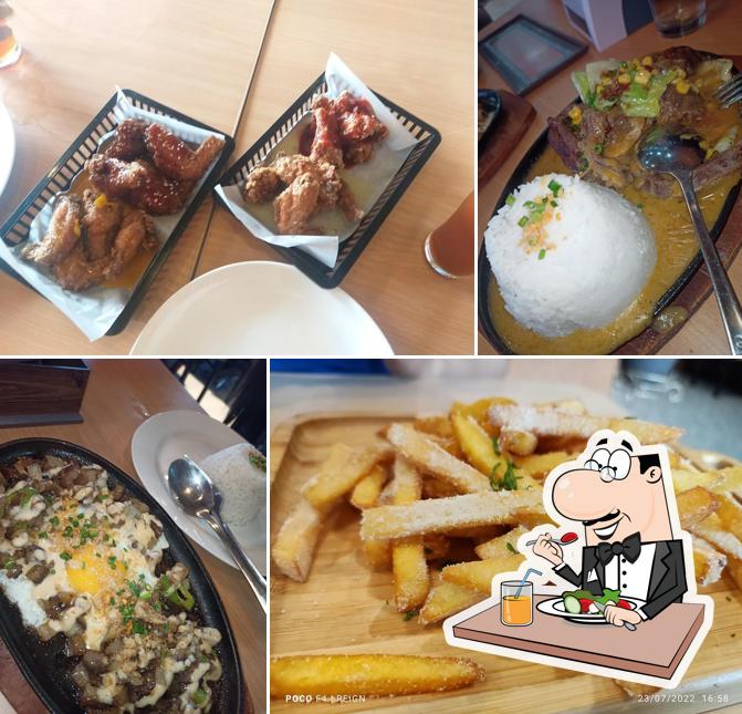 Chums Restaurant