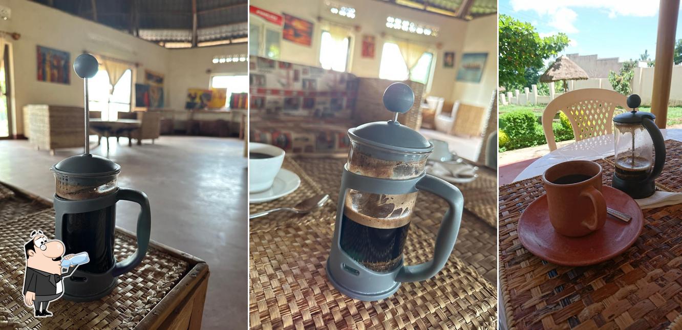 Esuubi Cafe