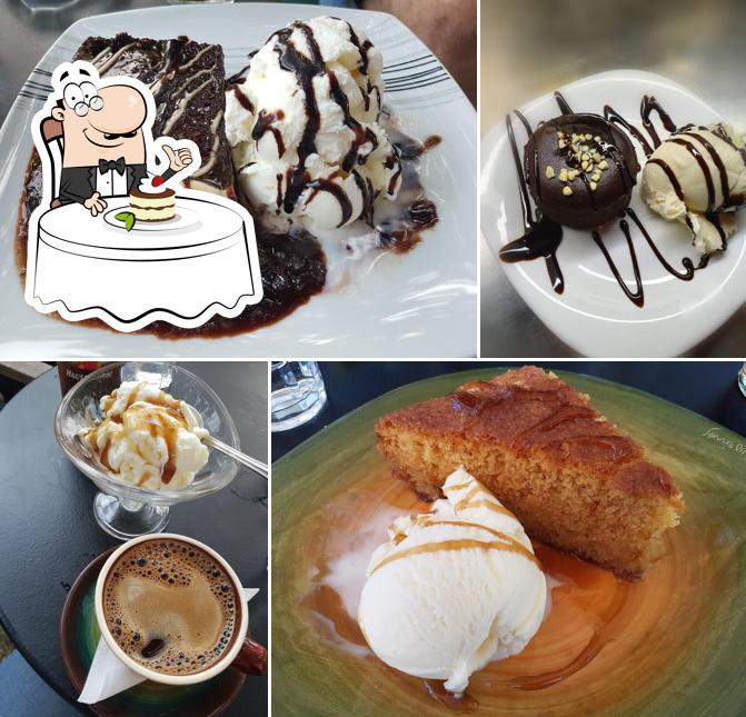Agora Café