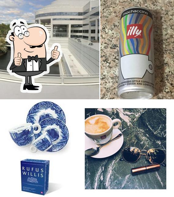 Illy Cafe