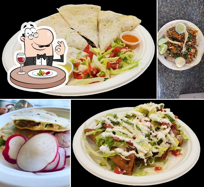 Raining Tacos Mexican Food Truck