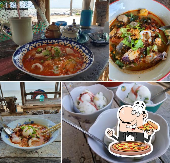 ก๋วยเตี๋ยวห้อยขาแลเล