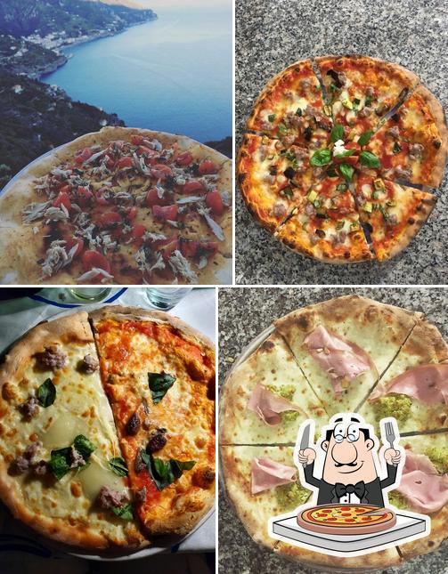 Sea view pizza - Giuliana's view