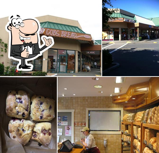 COBS Bread
