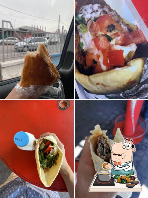 Parakari Shawarma