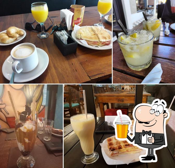 Filomena Café & Resto