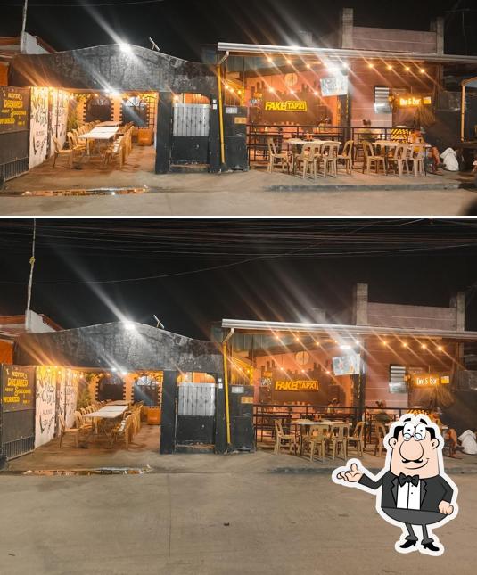 FakeTapxi Dine N' Bar