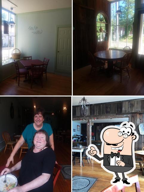 Bistro At 6208