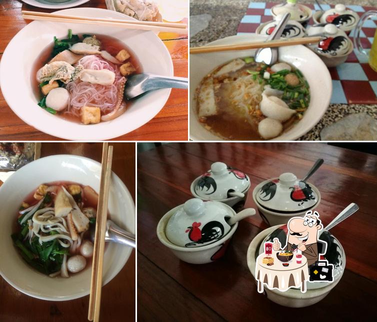 ก๋วยเตี๋ยวลูกชิ้นปลา