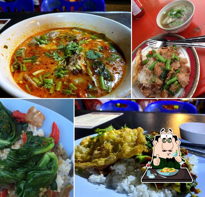 ร้านข้าวต้มริมทาง (ต้มยำห้วปลา แมคโคร รังสิต)