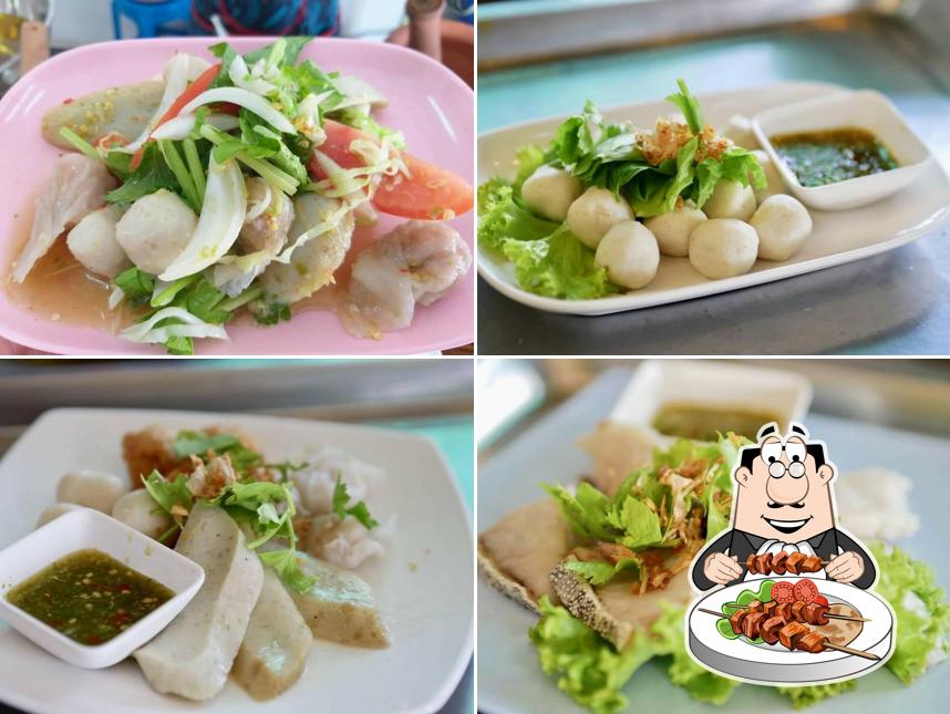 ก๋วยเตี๋ยวลูกชิ้นปลาพรชัย สาขา2
