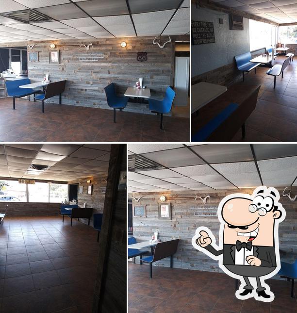 AJ's Cafe & More