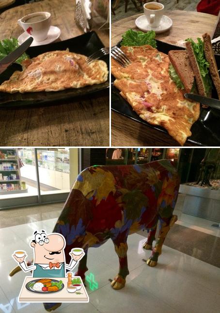 Coffee Lounge Bar