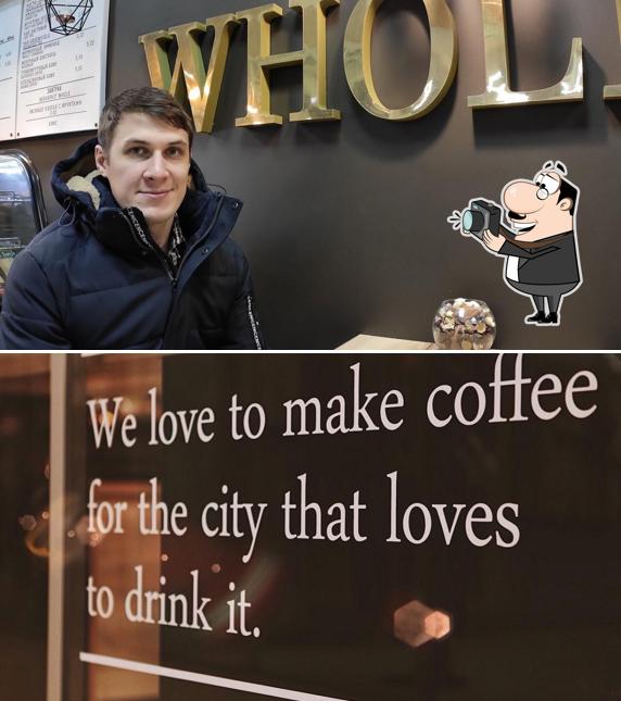 Кофейня WHOLE COFFEE