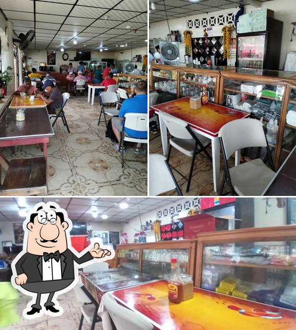 Restaurante la tia