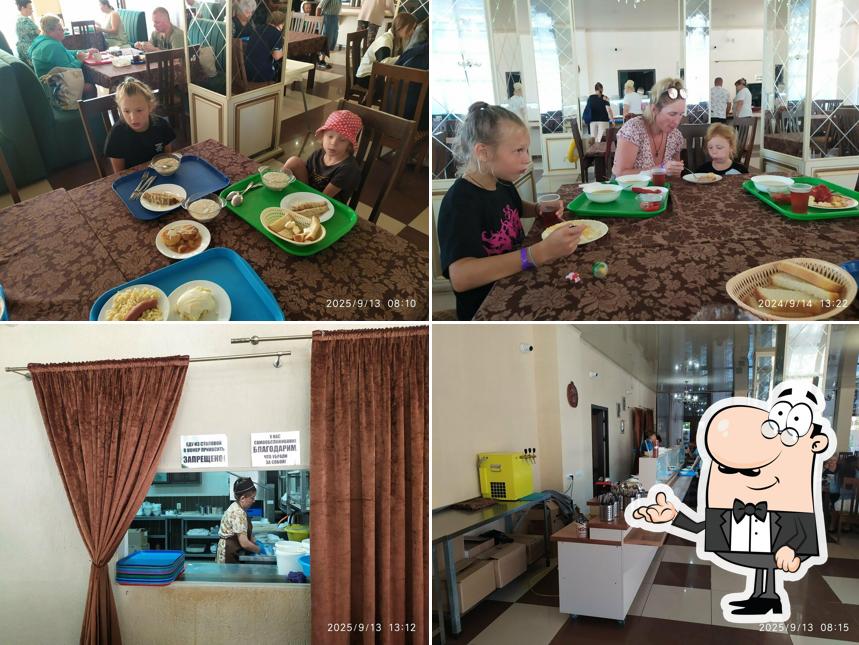 Столовая Бирюза-Гранат