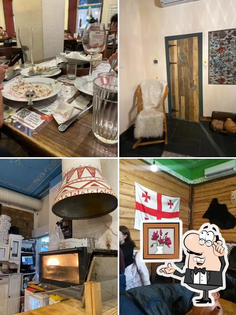 Посмотрите на внутренний интерьер "Старика Хинкалыча"