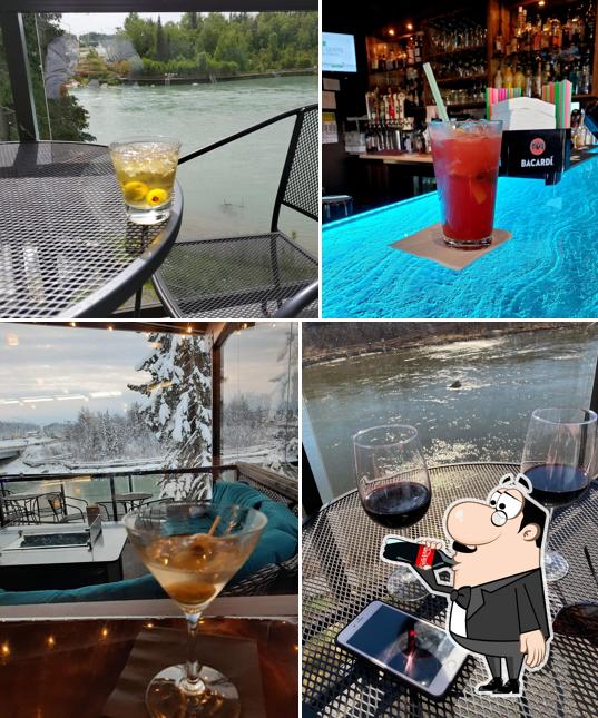 Bridge Lounge