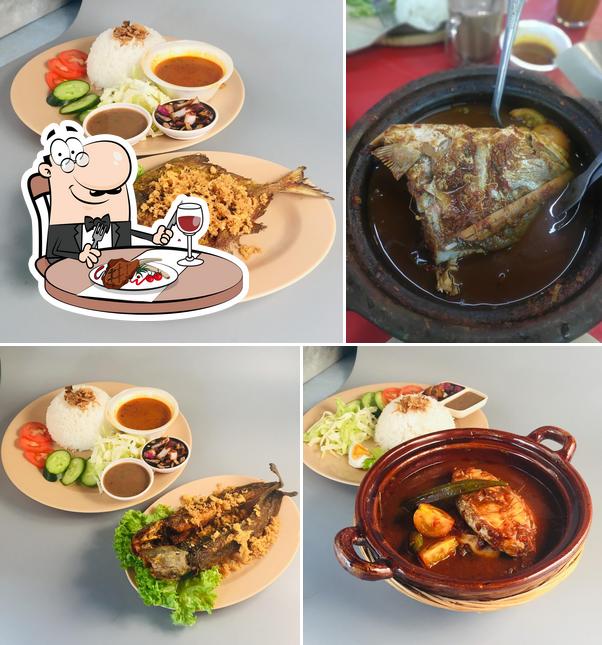 Asam Pedas Aniq Cafe