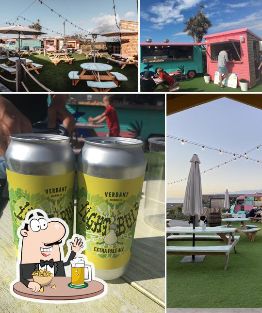 Chomp Gastro Beach Bar