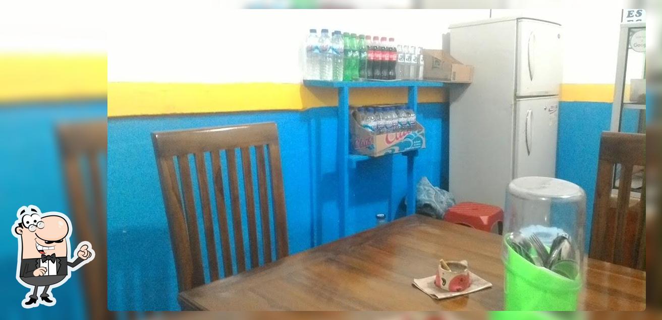 Masakan Padang Goyang Lidah