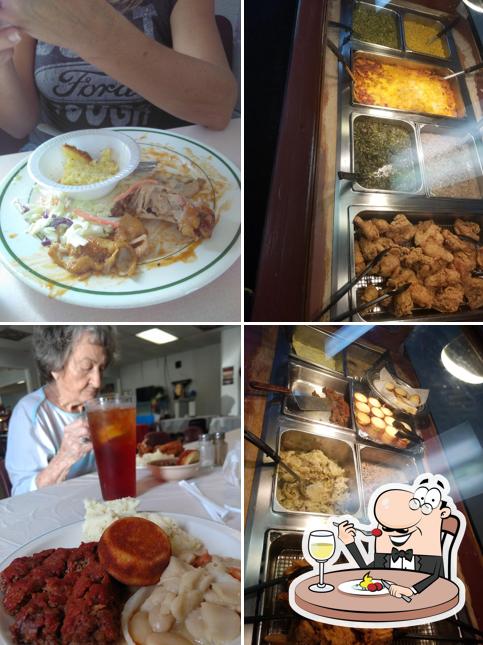 Clara's COUNTRY CAFE