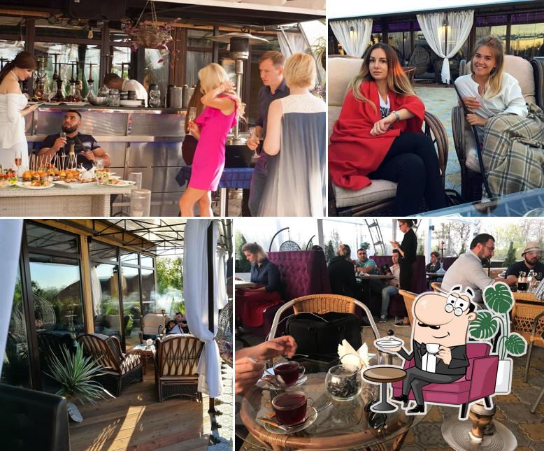 Посмотрите на внутренний интерьер "Mojo lounge"