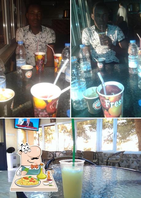 Park Cafe مقهى الحديقة