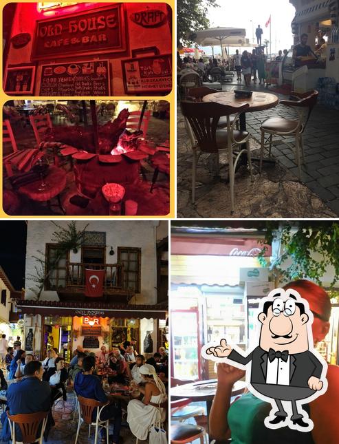Old House Cafe & Bar