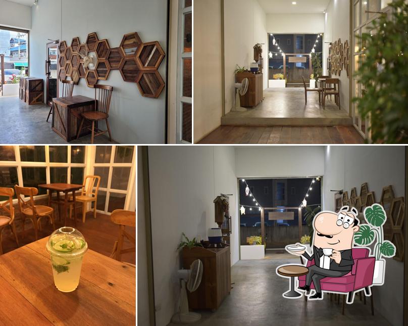 Brotherhood : Bake House & Cafe