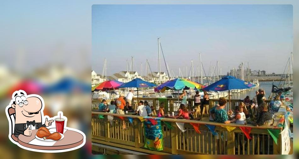 Laffin' Gull Beach Grille