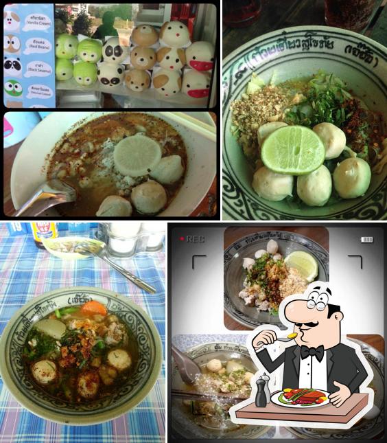 ก๋วยเตี๋ยวสุโขทัย