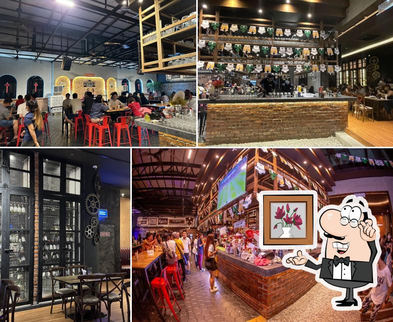 The President Restaurant & Bar