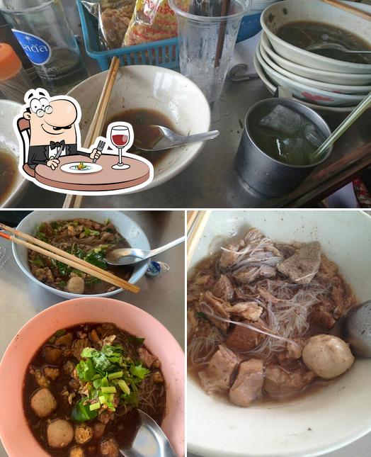 ก๋วยเตี๋ยวเรือลุงจาบ