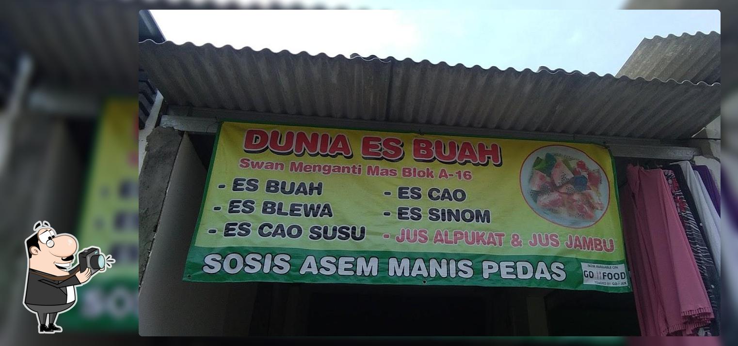 Dunia Es Buah