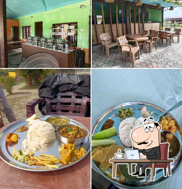 Hotel Sauraha Fish Park