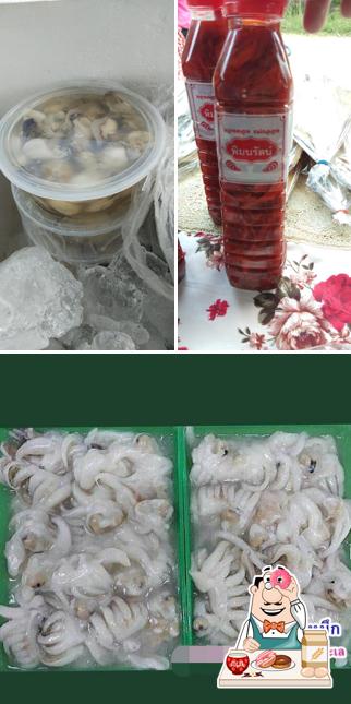 ร้านขายอาหารทะเลสดและอาหารทะเลแห้ง