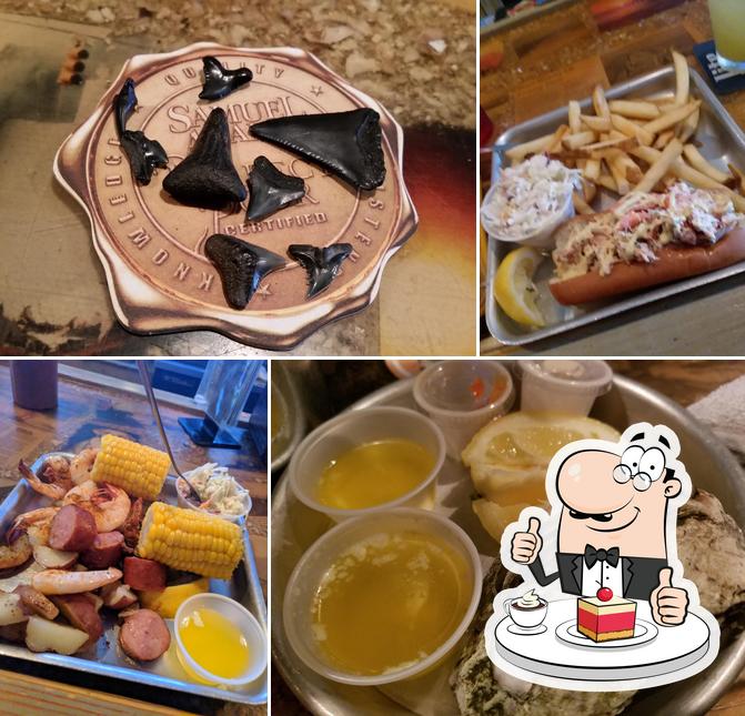 Shuckin' Shack Oyster Bar