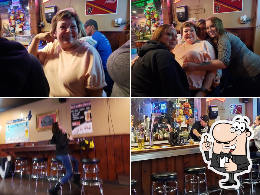 Benji’s Bar