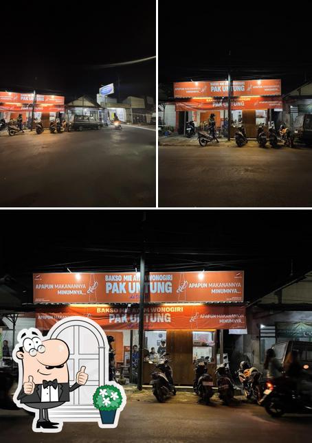 Mie ayam bakso Wonogiri Pak Untung