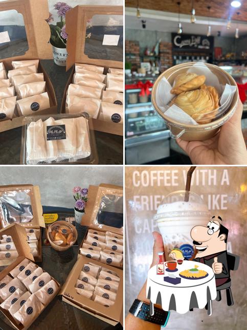 มะเหมี่ยวกะหรี่ปั๊บ puff and coffee by Mameaw