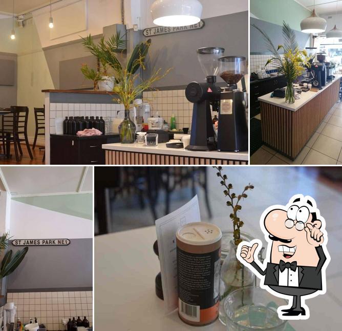 Saint Jaxie Cafe