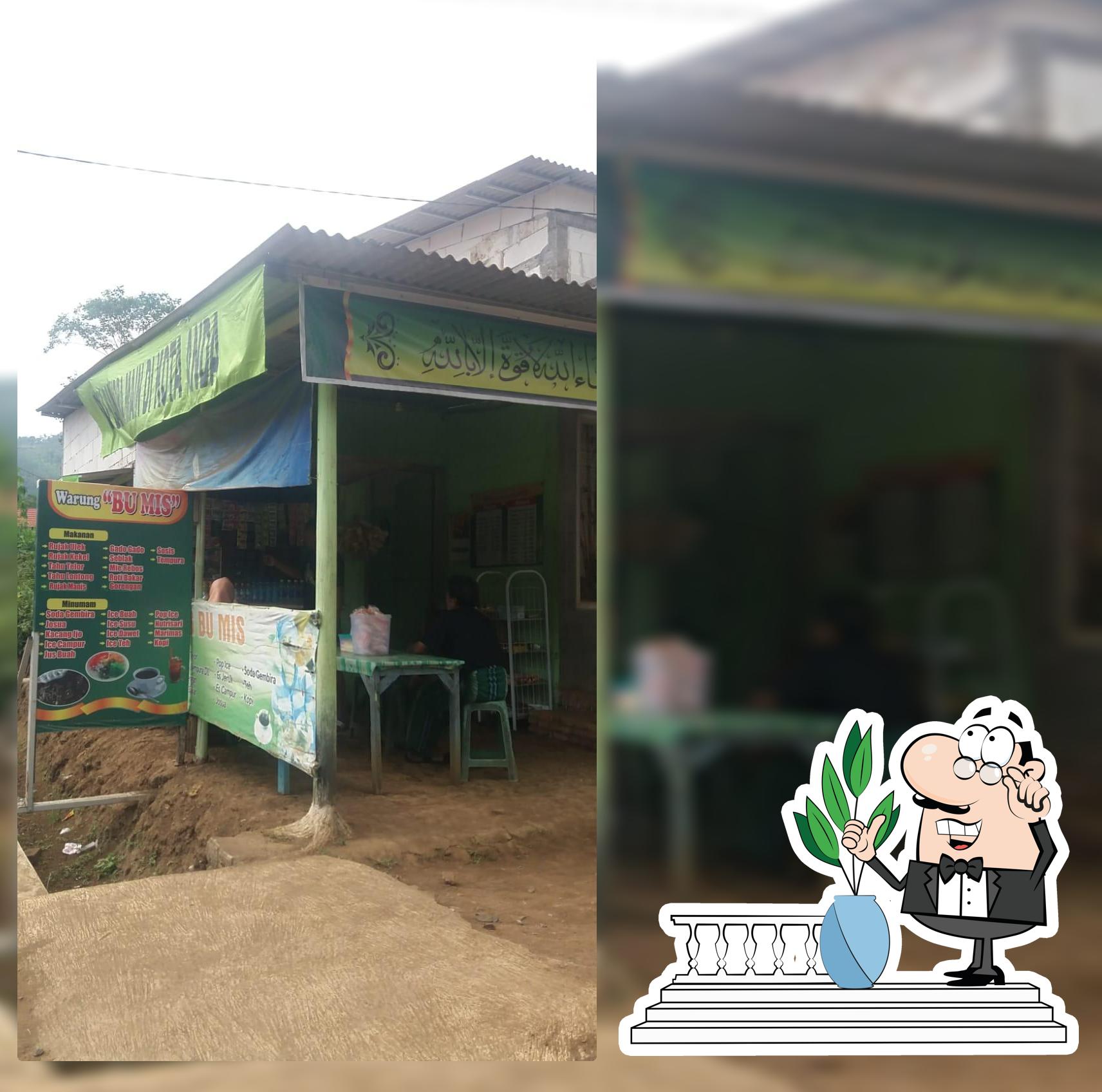 Warung rujak buk mis