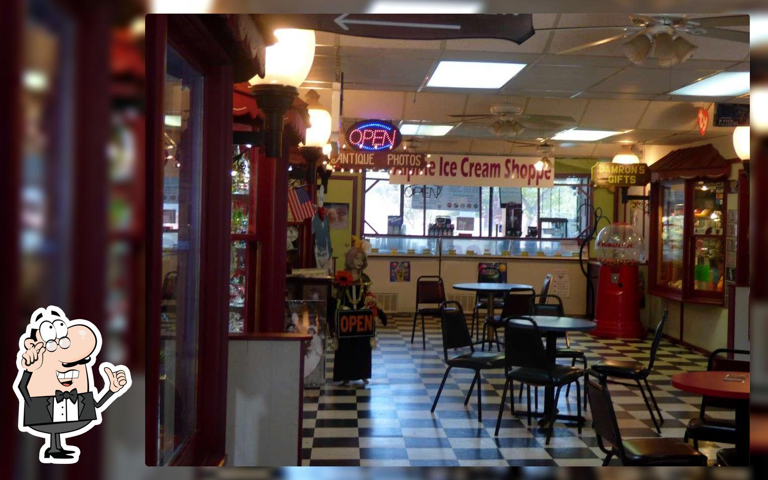 Alpine Cafe & Sweet Shoppe
